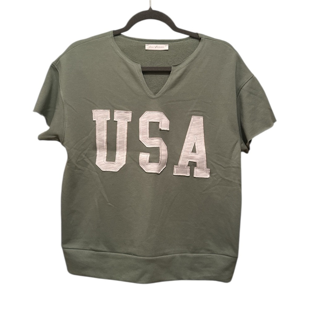 Ces Femme Olive USA Graphic Short Sleeve Tee size Small New without tags